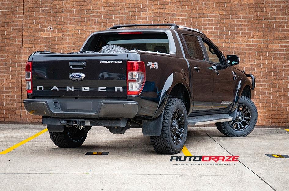FORD-RANGER-VAPOR-MATTE-BLACK